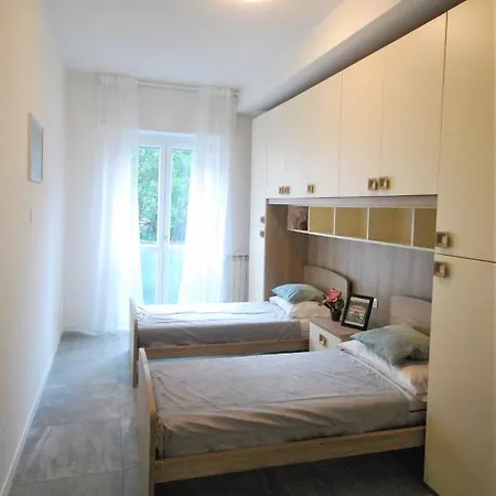 Modern Casa Tati Apartamento Como