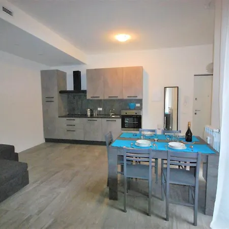 Apartman Modern Casa Tati Como